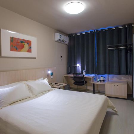 Jinjiang Inn Beijing Gucheng North Road Exterior photo